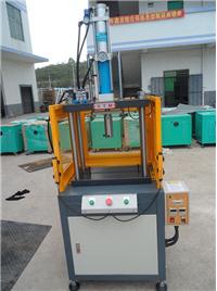 TM102ϵ�К�Һ�����C